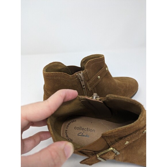Clarks Womens Suede Chelsea Ankle Boot Trish Strap Studded Chocolate Brown 7M - Picture 4 of 9